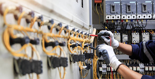 Professional Electrician technician working in Dublin, OH
